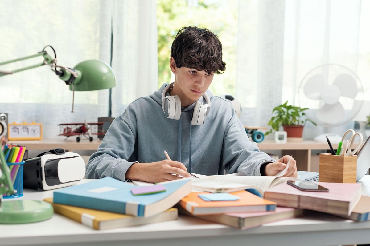 چگونه ساعت مطالعه خود را افزایش دهیم؟